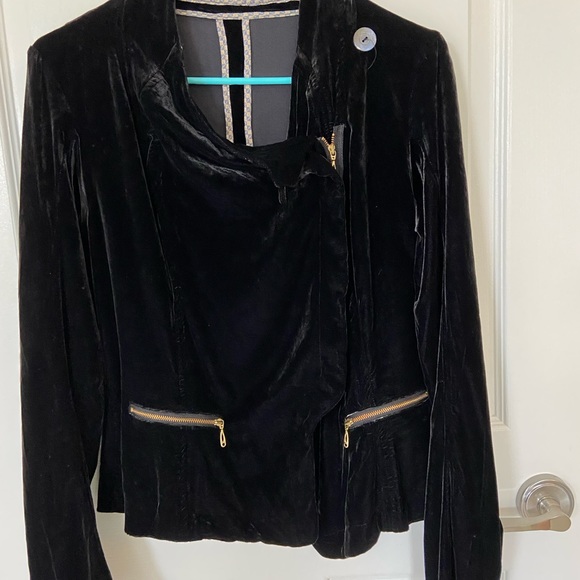 Chic velvet jacket - Picture 4 of 4